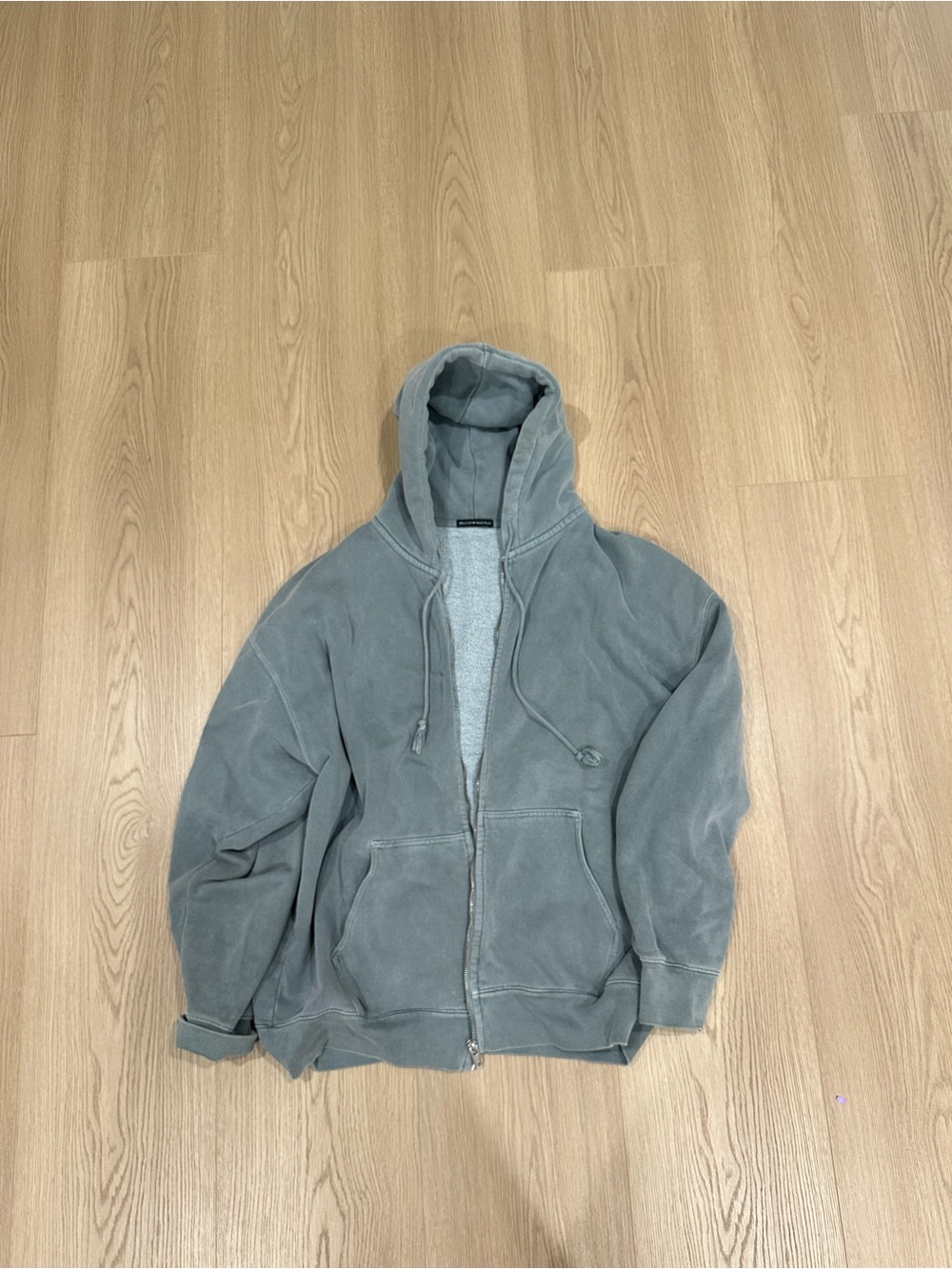 Brandy Melville Vintage-Style Gray Zip Hoodie